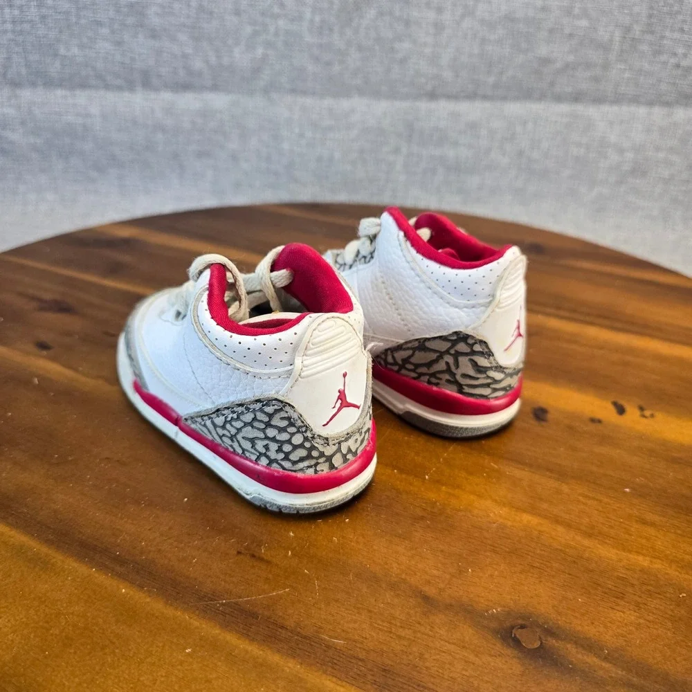 Jordan 3 Retro Cardinal Red Toddler Sneakers White Red 832033-126 Size 6C